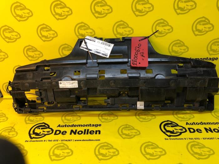 Stoßstangenstütze mitte hinten BMW 4 serie 435d xDrive 3.0 24V 