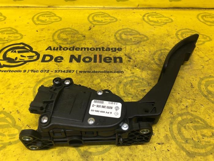 Gaspedal Modul van een Dacia Sandero I (BS) 1.2 16V 2011