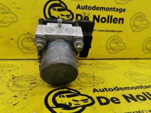 Usagé Pompe ABS Audi A6 Avant (C6) 2.0 TDI 16V Prix € 90,00 Règlement à la marge proposé par de Nollen autorecycling