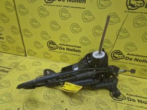 Used Gear-change mechanism Citroen DS3 Cabrio (SB) 1.6 16V VTi 120 Price on request offered by de Nollen autorecycling