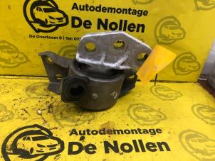 Usagé Support moteur Opel Corsa D 1.3 CDTi 16V ecoFLEX Prix € 30,25 Prix TTC proposé par de Nollen autorecycling