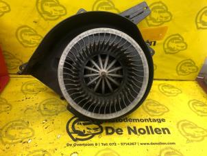Usados Motor de ventilador de calefactor Volkswagen Fox (5Z) 1.2 Precio € 35,95 Norma de margen ofrecido por de Nollen autorecycling