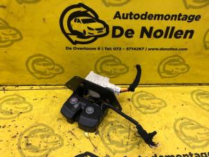 Usagé Serrure de coffre Fiat Idea (350AX) 1.4 16V Prix sur demande proposé par de Nollen autorecycling