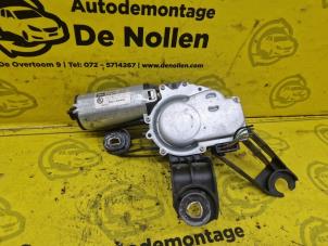 Używane Silnik wycieraczki tylnej Skoda Fabia (6Y5) 1.4i Cena € 30,00 Procedura marży oferowane przez de Nollen autorecycling
