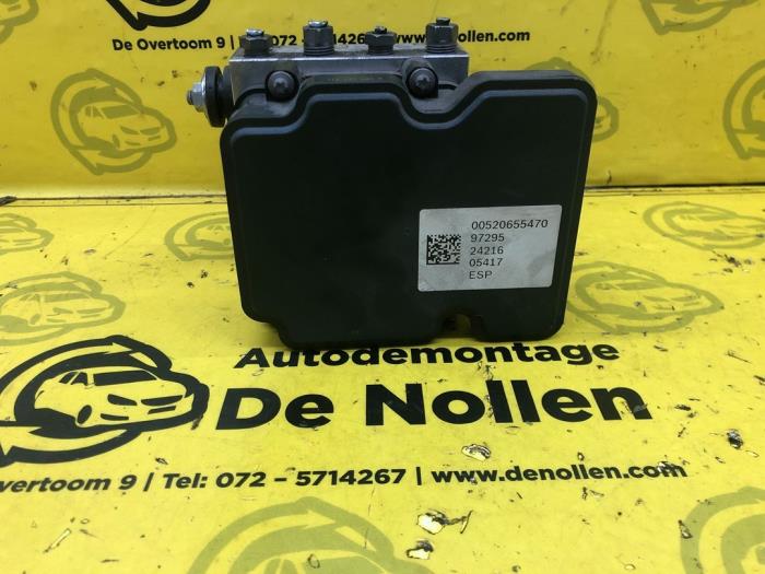 Begagnade ABS-pump Peugeot Boxer (U9) 2.0 BlueHDi 110 Pris € 190,00 Marginaltabell erbjuds av autodemontage denollen