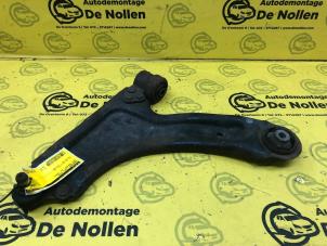 Usagé Bras de suspension avant gauche Opel Meriva 1.4 16V Twinport Prix € 30,00 Règlement à la marge proposé par de Nollen autorecycling