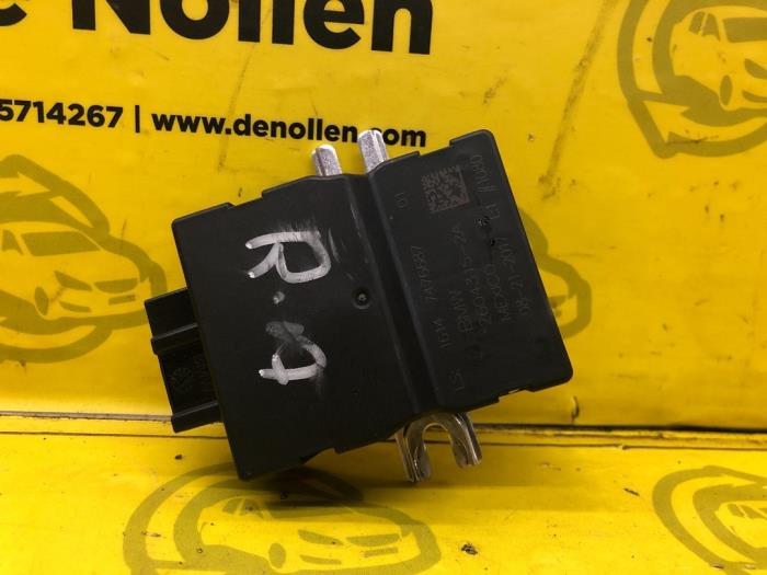 Usagé Module pompe carburant BMW 1 serie (F20) 114d 1.5 12V TwinPower Prix € 45,00 Règlement à la marge proposé par autodemontage denollen