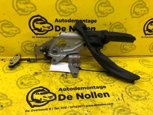 Used Parking brake lever BMW 4 serie (F32) 435d xDrive 3.0 24V Price € 75,00 Margin scheme offered by de Nollen autorecycling