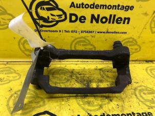 Used Brake anchor plate Audi A3 Sportback (8VA/8VF) 1.6 TDI 16V Price € 30,00 Margin scheme offered by de Nollen autorecycling