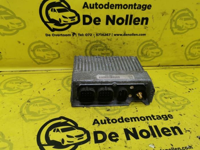 Used Engine management computer Renault Master II (FD/HD) 2.5 D Price € 75,00 Margin scheme offered by autodemontage denollen