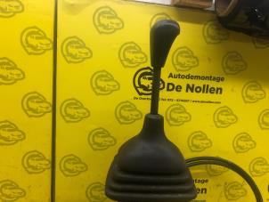 Used Gear-change mechanism Opel Movano Combi 2.5 D Price € 125,00 Margin scheme offered by de Nollen autorecycling