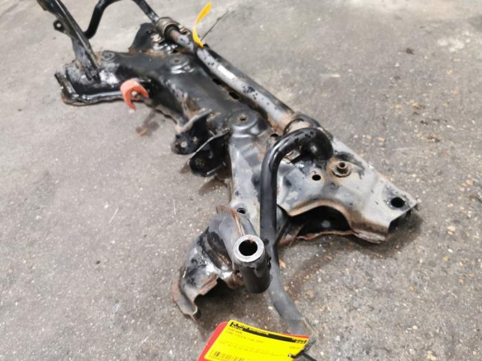 Usagé Faux châssis Ford Fiesta 6 (JA8) 1.0 SCI 12V 80 Prix € 125,00 Règlement à la marge proposé par autodemontage denollen