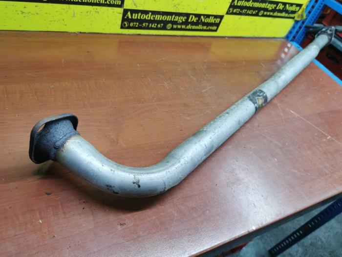 Exhaust middle section from a Suzuki Alto (SH410) 1.0 GA,GL 1999
