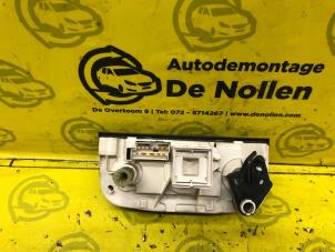 Usagé Panneau de commandes chauffage Opel Combo (Corsa C) 1.3 CDTI 16V Prix € 30,00 Règlement à la marge proposé par de Nollen autorecycling