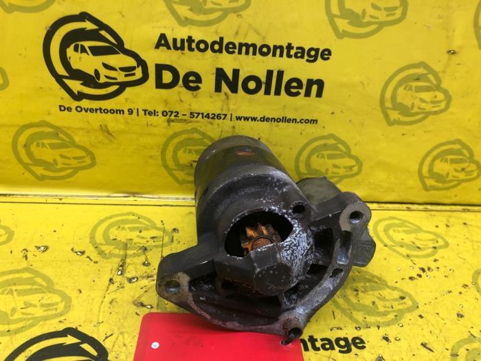 Begagnade Startmotor Peugeot 508 (8D) 2.0 Hybrid4 16V Pris € 50,00 Marginaltabell erbjuds av autodemontage denollen