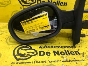 Usagé Rétroviseur gauche Renault Scénic I (JA) 1.6 16V Prix € 30,00 Règlement à la marge proposé par de Nollen autorecycling