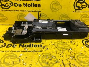 Begagnade Säkringsbox Ford Transit 2.2 TDCi 16V Pris € 90,75 Inklusive moms erbjuds av de Nollen autorecycling