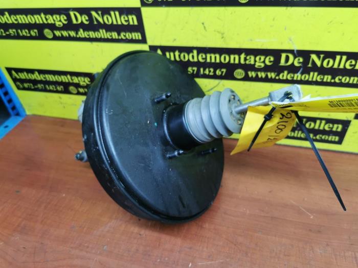 Usagé Assistant de freinage Dacia Sandero I (BS) 1.2 16V Prix sur demande proposé par autodemontage denollen
