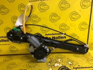 Used Window mechanism 4-door, front right BMW 3 serie Touring (E46/3) 320d 16V Price € 40,00 Margin scheme offered by de Nollen autorecycling