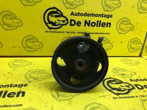 Used Power steering pump Renault Trafic New (FL) 1.9 dCi 100 16V Price € 75,00 Margin scheme offered by de Nollen autorecycling