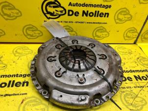 Used Clutch kit (complete) Renault Trafic New (FL) 1.9 dCi 100 16V Price € 125,00 Margin scheme offered by de Nollen autorecycling