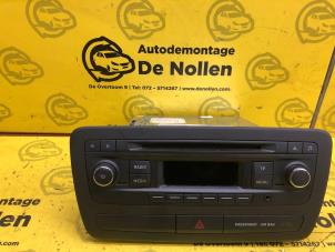 Gebrauchte Radio CD Spieler Seat Ibiza IV SC (6J1) 1.2 TDI Ecomotive Preis auf Anfrage angeboten von de Nollen autorecycling