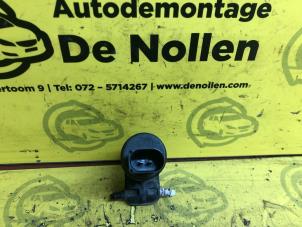 Usados Bomba de limpiaparabrisas delante Seat Ibiza IV SC (6J1) 1.2 TDI Ecomotive Precio € 10,00 Norma de margen ofrecido por de Nollen autorecycling