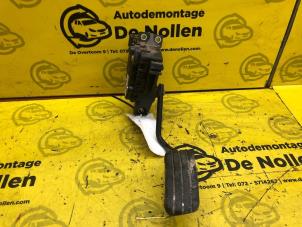 Used Accelerator pedal Renault Trafic New (FL) 1.9 dCi 100 16V Price € 39,00 Margin scheme offered by de Nollen autorecycling