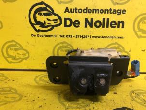 Used Tailgate lock mechanism Honda Civic (EP/EU) 1.4 16V Price € 40,00 Margin scheme offered by de Nollen autorecycling