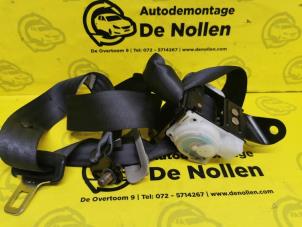 Used Rear seatbelt, right Honda Civic (EP/EU) 1.4 16V Price € 75,00 Margin scheme offered by de Nollen autorecycling