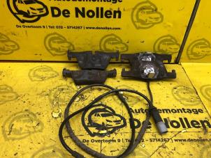 Used Rear brake pad BMW 2 serie (F22) 220d 2.0 16V Price € 48,40 Inclusive VAT offered by de Nollen autorecycling