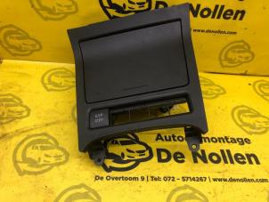 Used Front ashtray Volkswagen Golf VI (5K1) 1.4 TSI 160 16V Price on request offered by de Nollen autorecycling