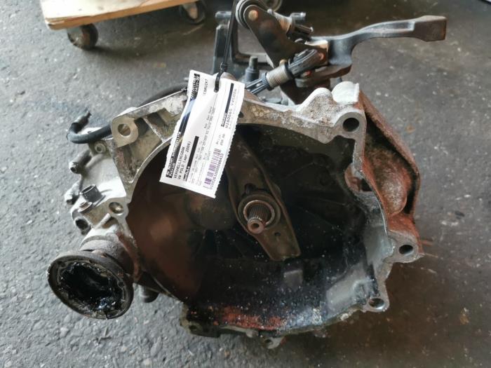 Usagé Boîte de vitesse Volkswagen Polo IV (9N1/2/3) 1.2 12V Prix € 250,00 Règlement à la marge proposé par autodemontage denollen