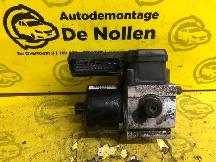 Begagnade ABS-pump Chevrolet Matiz 0.8 S,SE Pris € 190,00 Marginaltabell erbjuds av autodemontage denollen