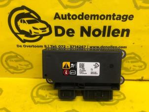 Używane Modul poduszki powietrznej Opel Insignia 1.6 CDTI 16V Cena € 75,00 Procedura marży oferowane przez de Nollen autorecycling