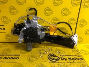 Usagé Mécanique vitre 4portes avant droite Opel Insignia 1.6 CDTI 16V Prix € 75,00 Règlement à la marge proposé par de Nollen autorecycling