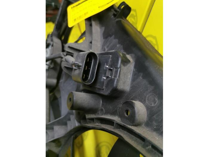 Moto ventilateur d'un Opel Insignia 1.6 CDTI 16V 2016