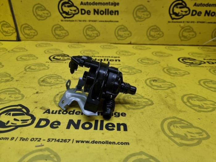 Begagnade Extra vattenpump Mini Clubman (F54) 1.5 Cooper 12V Pris € 45,00 Marginaltabell erbjuds av autodemontage denollen