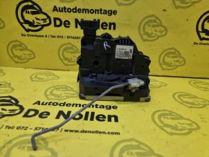 Gebrauchte Türschlossmechanik 2-türig rechts Opel Corsa D 1.3 CDTi 16V ecoFLEX Preis € 29,99 Margenregelung angeboten von de Nollen autorecycling