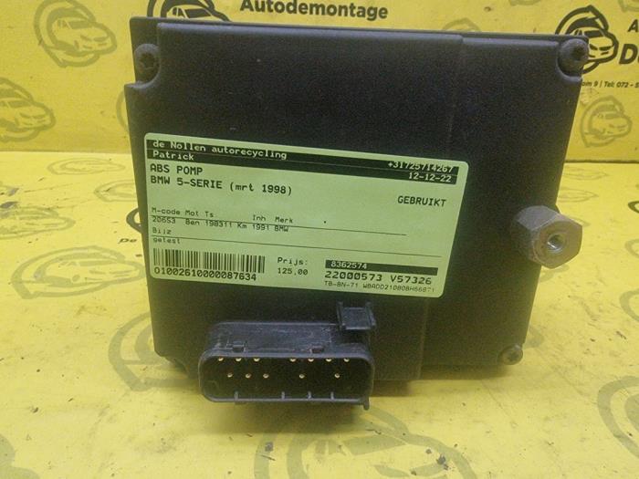 Usagé Bloc ABS BMW 5 serie (E39) 520i 24V Prix € 119,00 Règlement à la marge proposé par autodemontage denollen