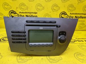 Usagé Radio/Lecteur CD Seat Leon (1P1) 1.9 TDI 105 Prix € 35,00 Règlement à la marge proposé par de Nollen autorecycling