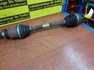 Used Front drive shaft, right Renault Scénic III (JZ) 1.4 16V TCe 130 Price € 50,00 Margin scheme offered by de Nollen autorecycling