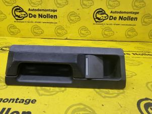 Used Rear door handle 4-door, right Mercedes Sprinter 2t (901/902) 208 CDI 16V Price € 25,00 Margin scheme offered by de Nollen autorecycling