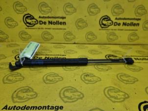 Used Set of tailgate gas struts Volkswagen Scirocco (137/13AD) 1.4 TSI 122 16V Price € 30,00 Margin scheme offered by de Nollen autorecycling