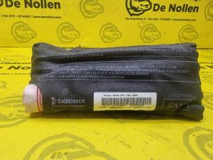 Used Seat airbag (seat) Renault Clio III (BR/CR) 1.2 16V 75 Price on request offered by de Nollen autorecycling