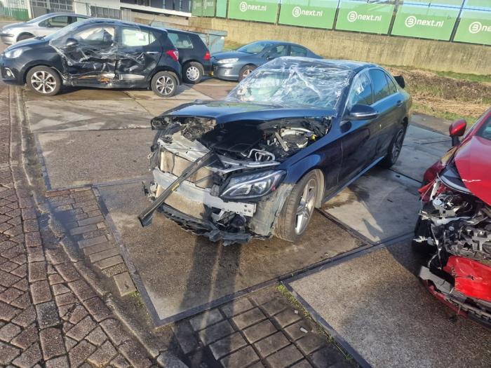 Gebrauchte Getriebe Mercedes C (W205) C-200d 2.2 16V Preis € 2.117,50 Mit Mehrwertsteuer angeboten von autodemontage denollen