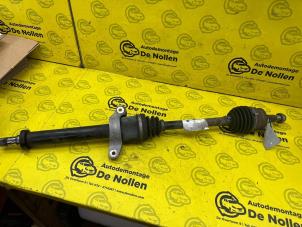 Used Front drive shaft, right Mini Mini (R56) 1.4 16V One Price € 50,00 Margin scheme offered by de Nollen autorecycling