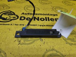 Used Antenna Amplifier Mercedes Sprinter 3,5t (907.6/910.6) 319 CDI 3.0 V6 24V RWD Price € 30,25 Inclusive VAT offered by de Nollen autorecycling