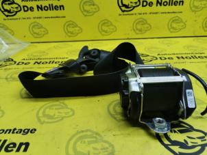 Used Front seatbelt, left Mercedes Sprinter 3,5t (907.6/910.6) 319 CDI 3.0 V6 24V RWD Price € 181,50 Inclusive VAT offered by de Nollen autorecycling