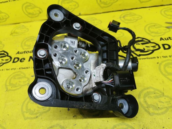 Gebrauchte Ventilblock hydraulisch BMW M5 (F10) M550d 3.0 xDrive 24V Preis € 175,00 Margenregelung angeboten von autodemontage denollen